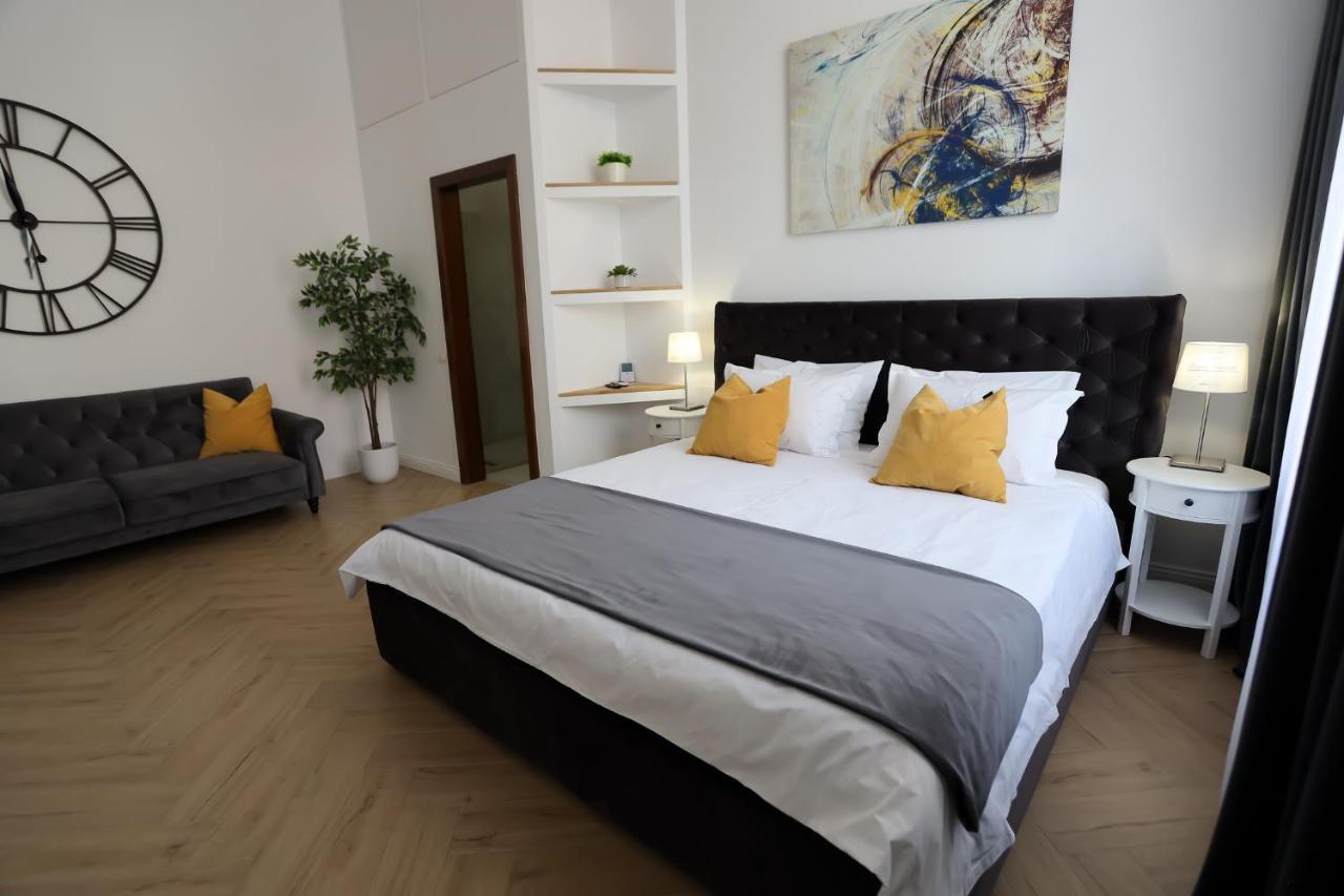Alexander Flat_Alecsandri Apartamento Oradea Exterior foto